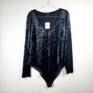 FOREVER 21 VELVET BODY SUIT